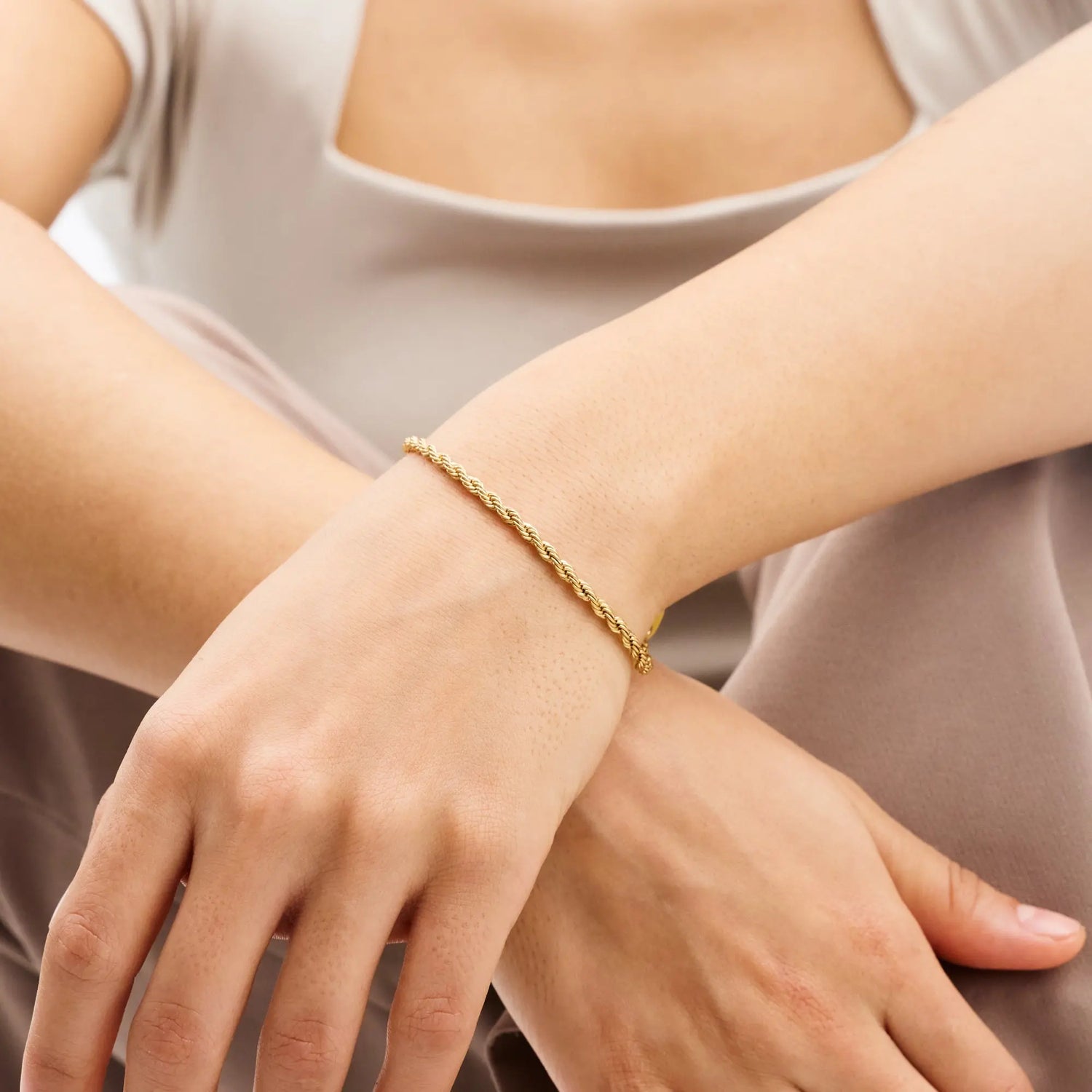 Golden Twist Armband Belari